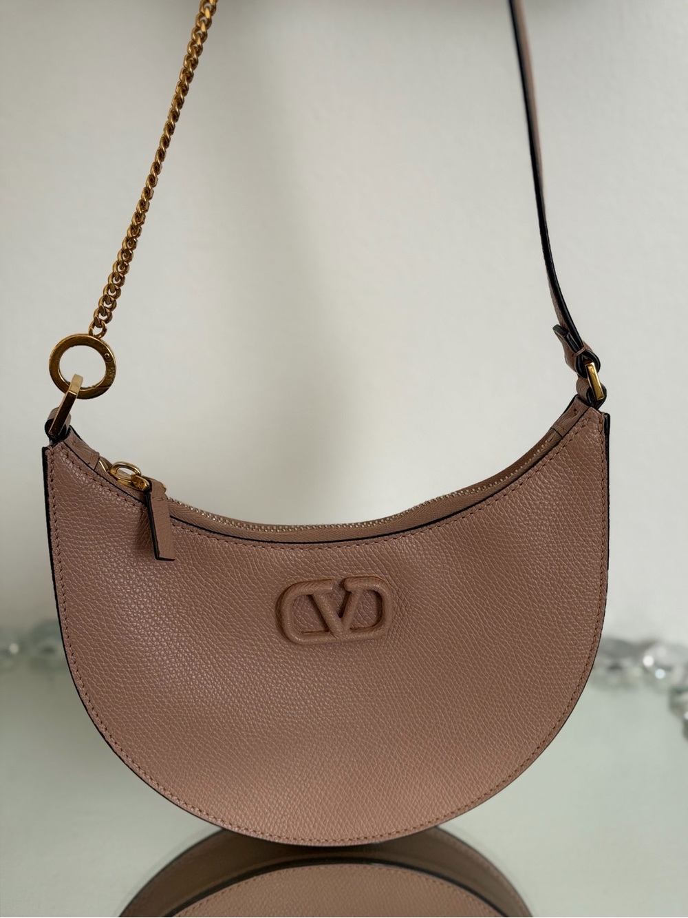 Valentino Garavani VLogo Signature Zip Up Mini Shoulder Bag - Picture 4 of 7